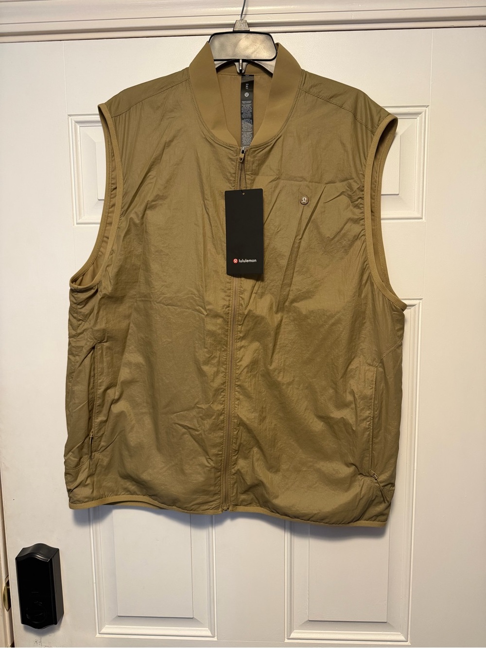 Lululemon men’s xl or xxl lightweight windproof golf vest- nwt